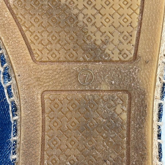 Tory Burch Denim Chambray Navy Leather Color Block Espadrille Flats. - Picture 14 of 15